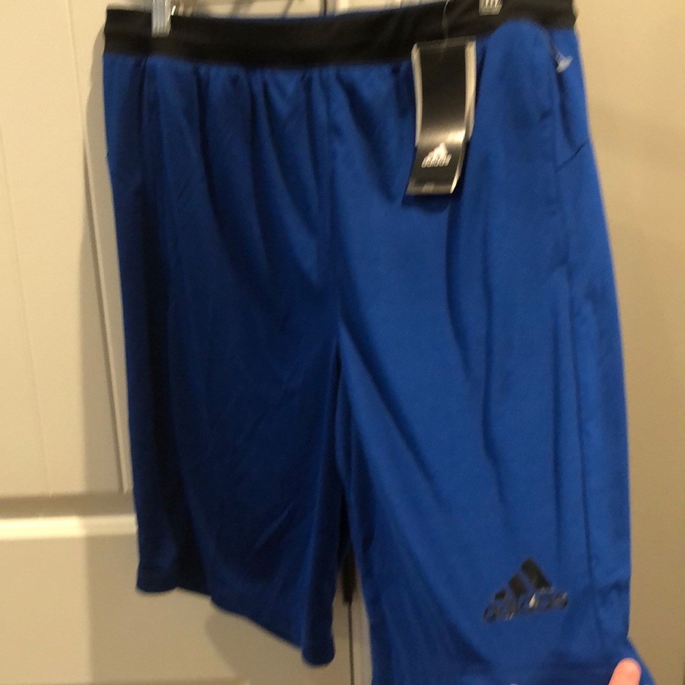 CLOSET CLOSING ! 2morrow Morning ! NWT Adidas Men’s Shorts